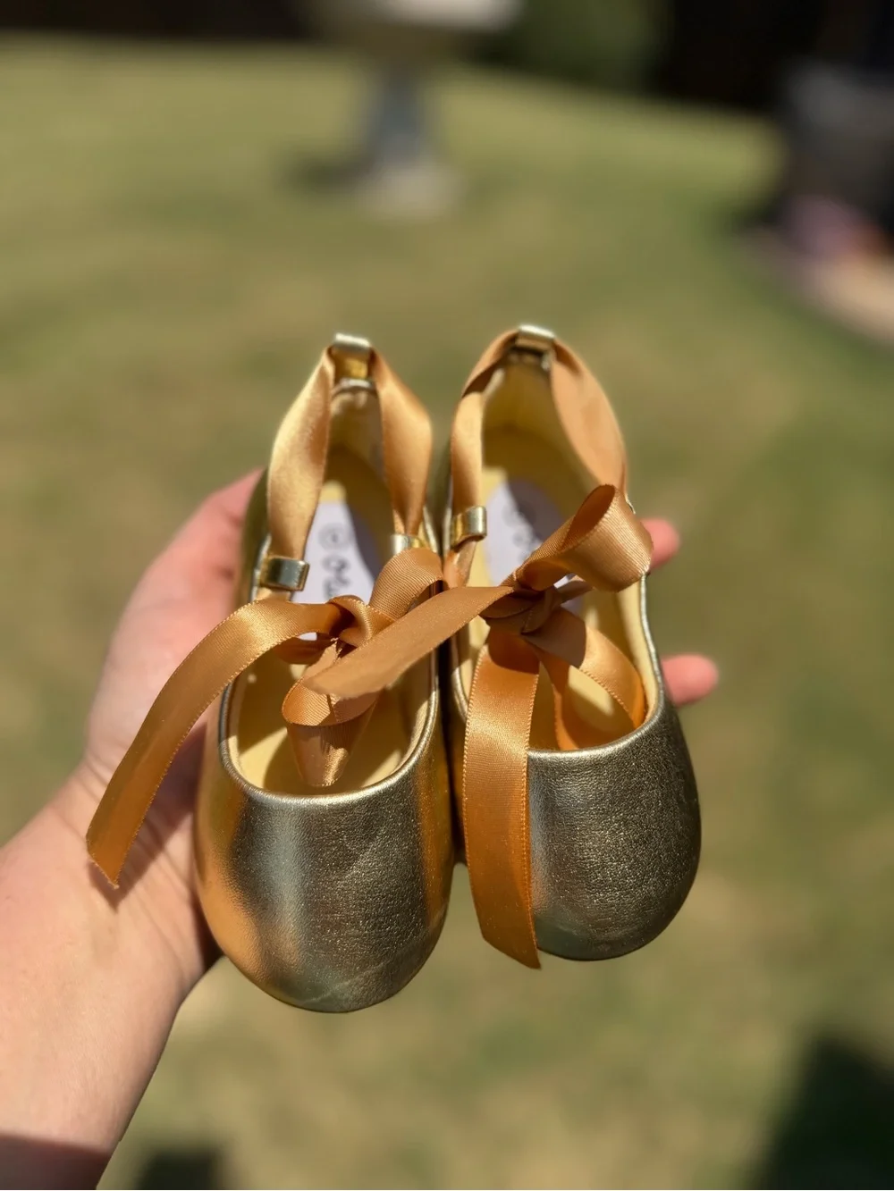 Ballerina Gold Girls' Flats with Ribbon Mary Jane Toddler Shoes Sz-5.  E